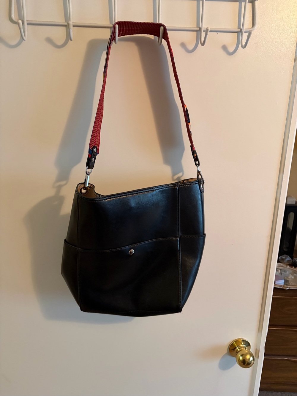 Black Leather Shoulder Bag with Red Strap